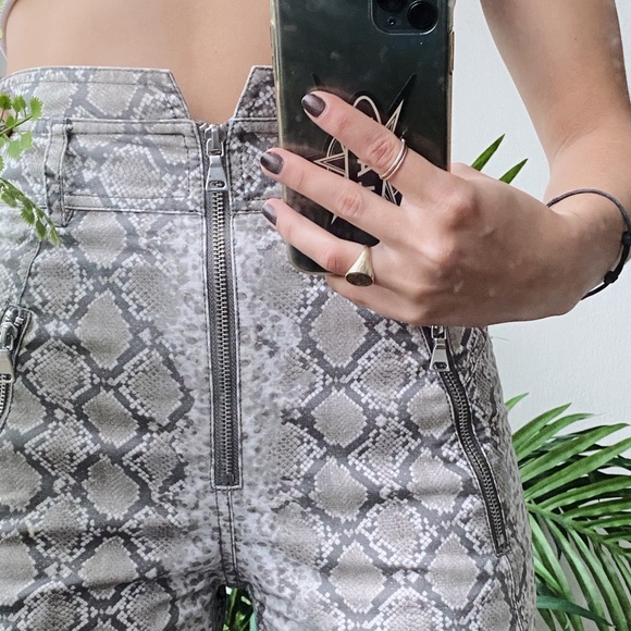Snake print high waisted pants - Picture 6 of 7